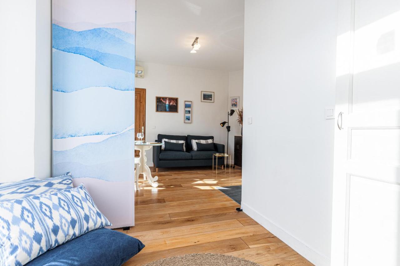 1 Bdr Downtown Near Place Massena Nice Exterior photo
